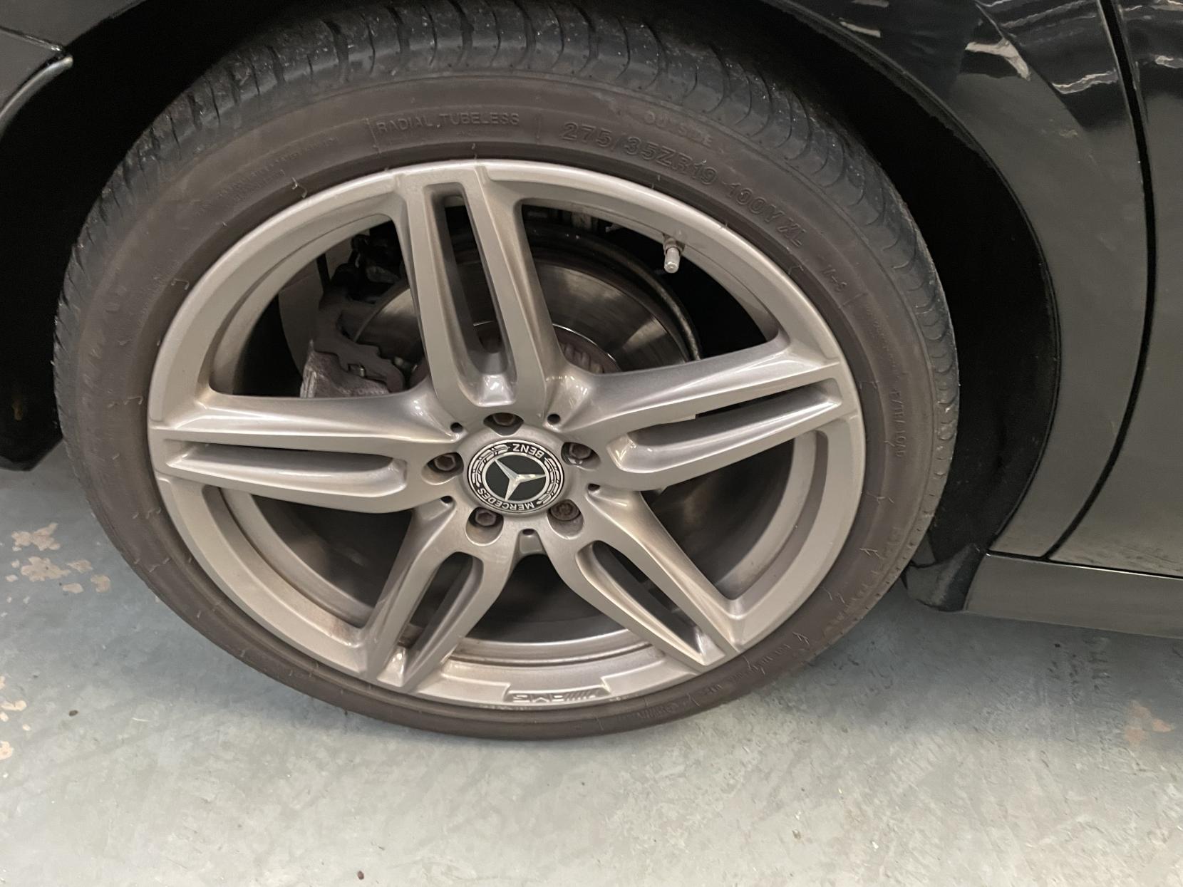 Mercedes-Benz E Class 2.0 E220d AMG Line Night Edition (Premium Plus) Estate 5dr Diesel G-Tronic+ Euro 6 (s/s) (194 ps)