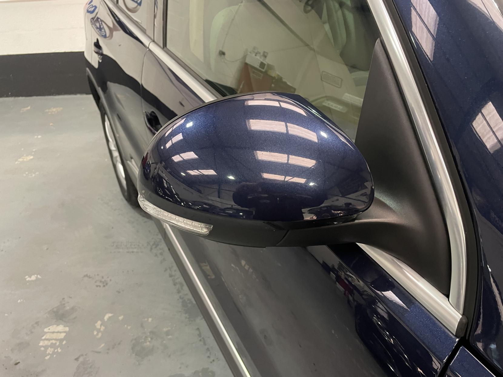 Volkswagen Tiguan 2.0 TDI BlueMotion Tech Match SUV 5dr Diesel DSG 4WD Euro 5 (s/s) (177 ps)