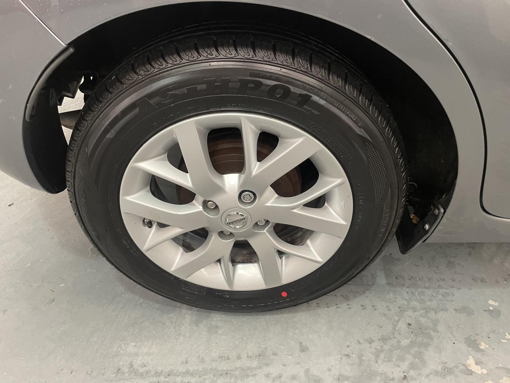 Nissan Note 1.5 dCi Acenta Premium Hatchback 5dr Diesel Manual Euro 5 (s/s) (90 ps)