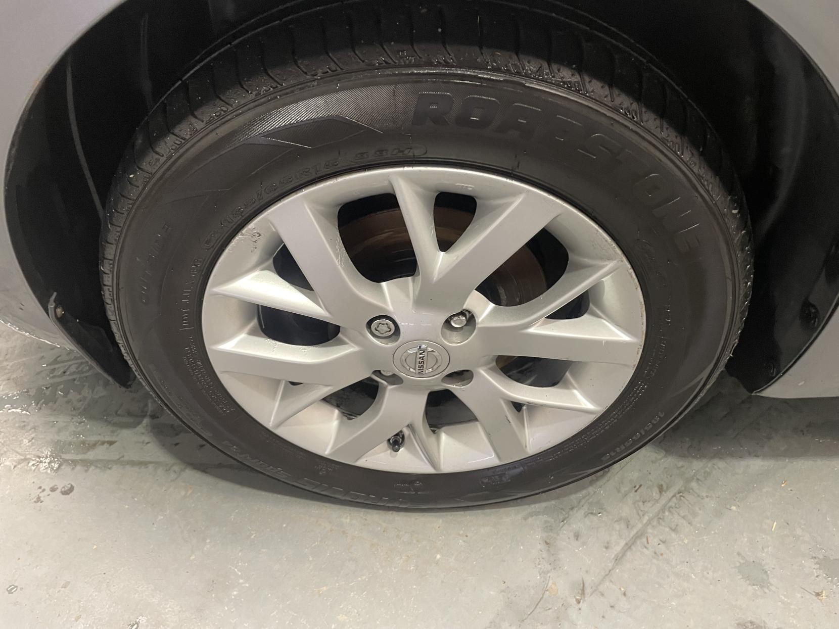 Nissan Note 1.5 dCi Acenta Premium Hatchback 5dr Diesel Manual Euro 5 (s/s) (90 ps)