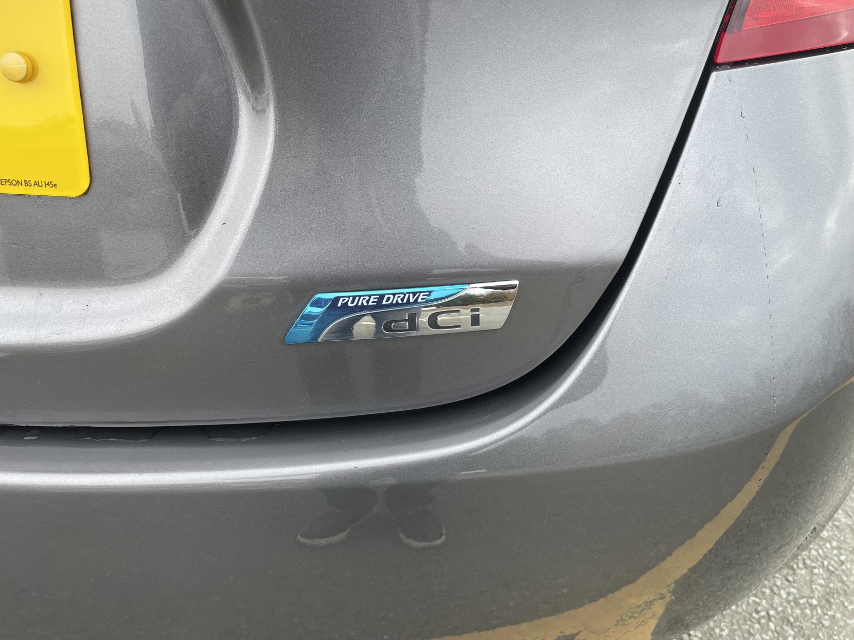 Nissan Note 1.5 dCi Acenta Premium Hatchback 5dr Diesel Manual Euro 5 (s/s) (90 ps)