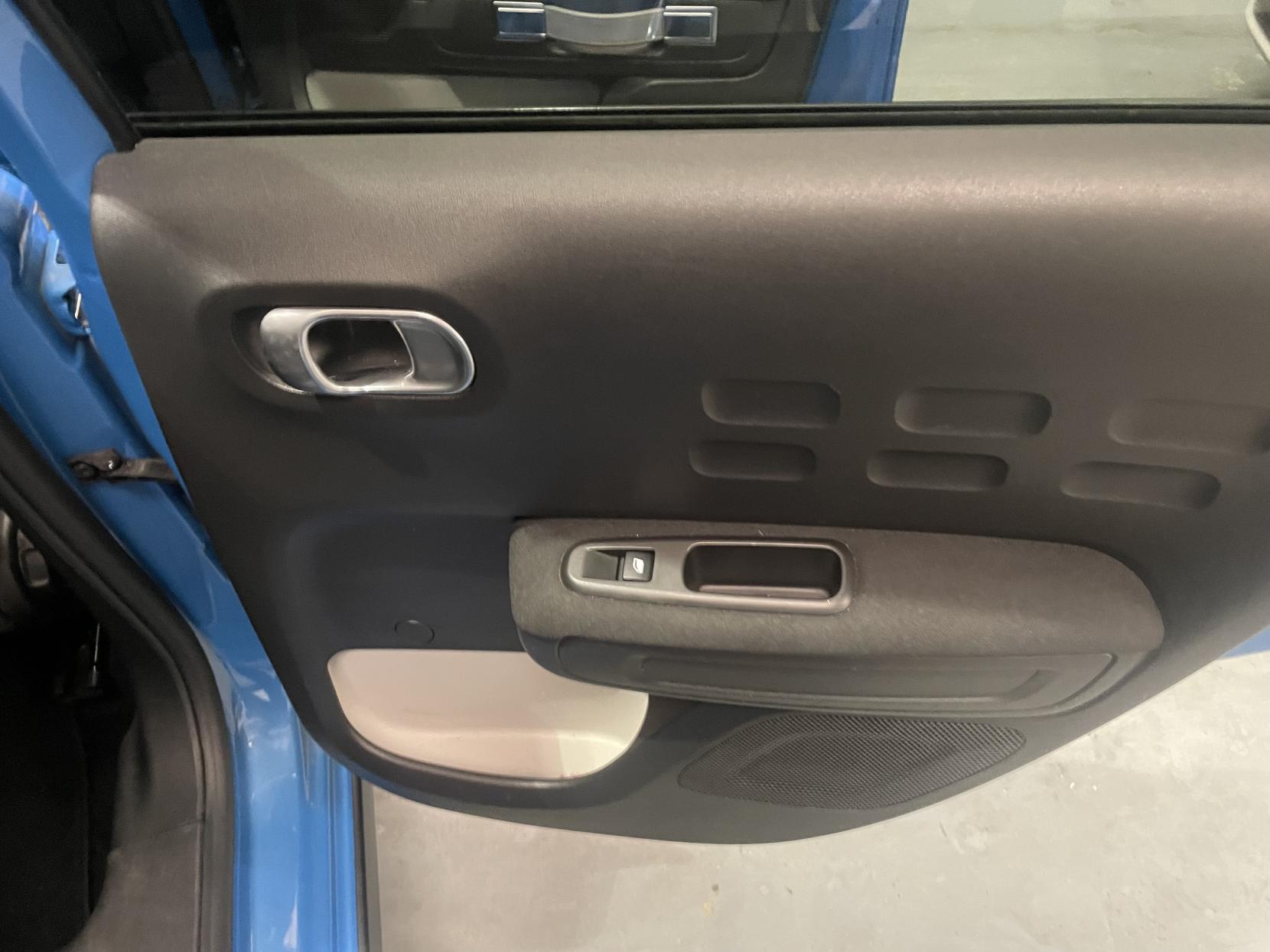 Citroen C3 1.2 PureTech Flair Hatchback 5dr Petrol Manual Euro 6 (82 ps)