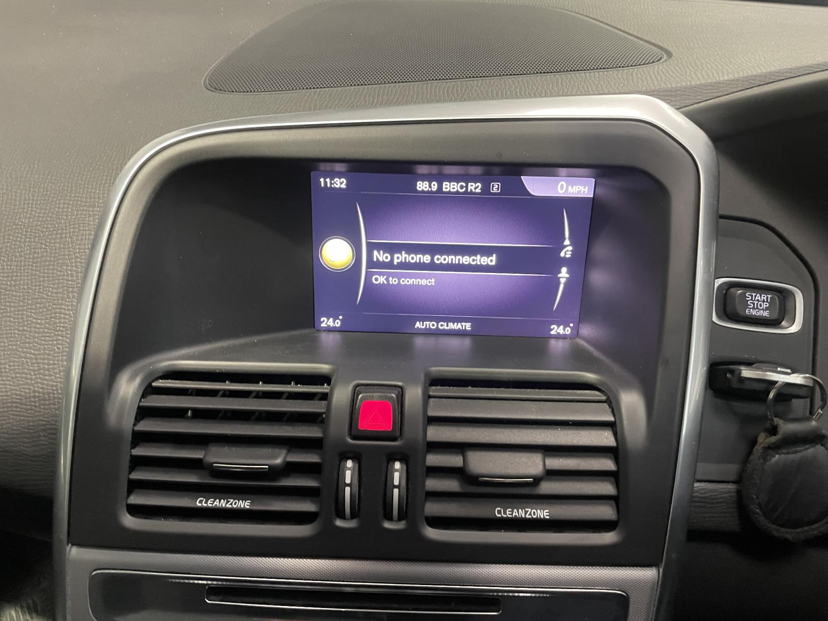 Volvo XC60 2.0 D4 SE Nav SUV 5dr Diesel Manual Euro 6 (s/s) (190 ps)