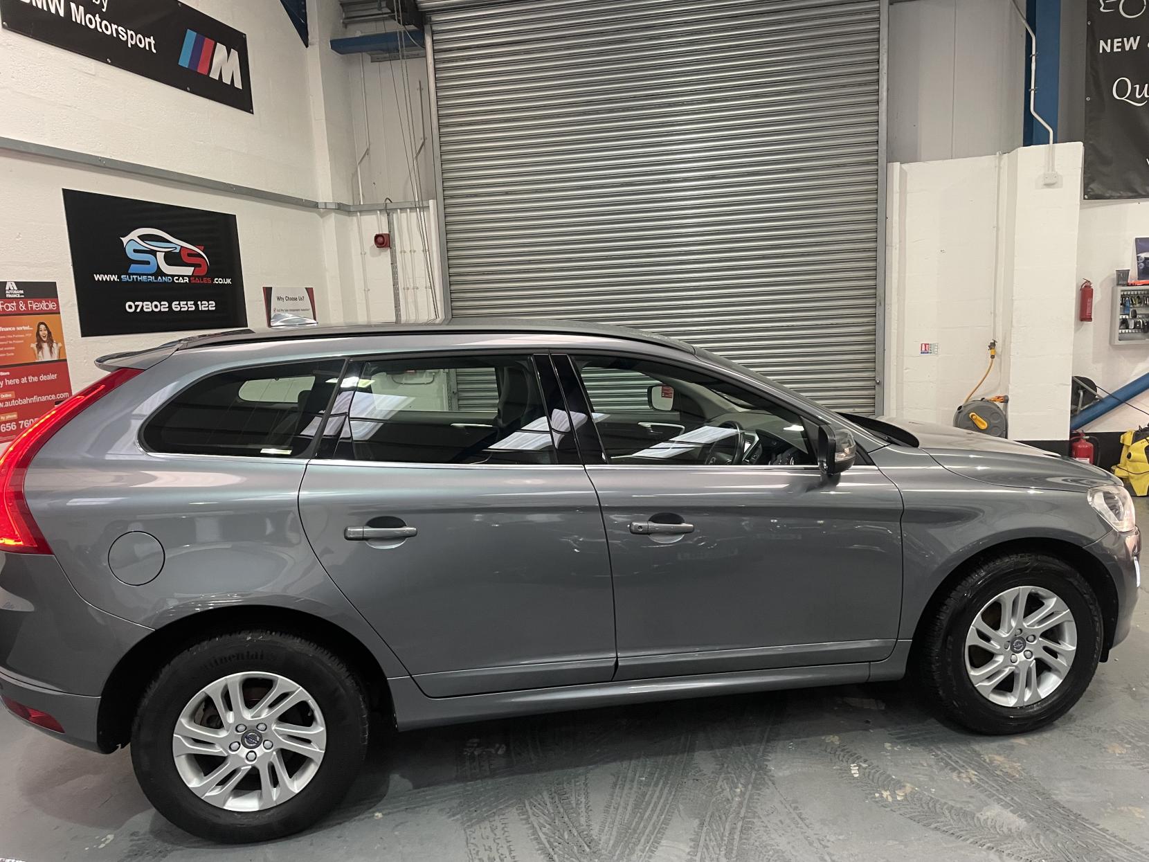 Volvo XC60 2.0 D4 SE Nav SUV 5dr Diesel Manual Euro 6 (s/s) (190 ps)