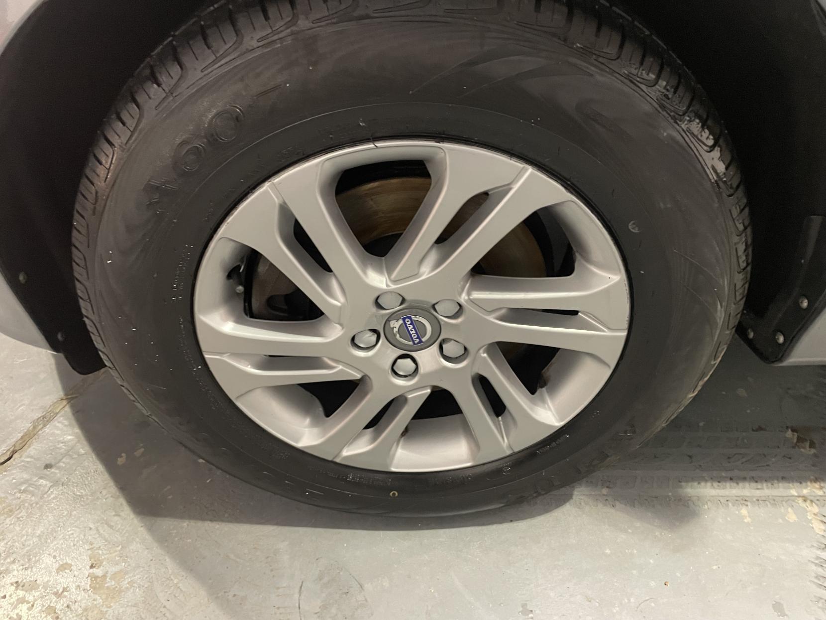 Volvo XC60 2.0 D4 SE Nav SUV 5dr Diesel Manual Euro 6 (s/s) (190 ps)