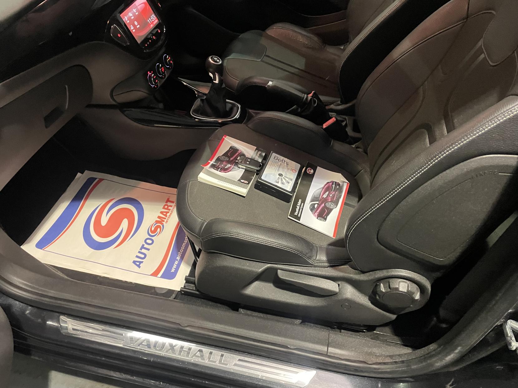 Vauxhall ADAM 1.4 16v SLAM Hatchback 3dr Petrol Manual Euro 5 (100 ps)