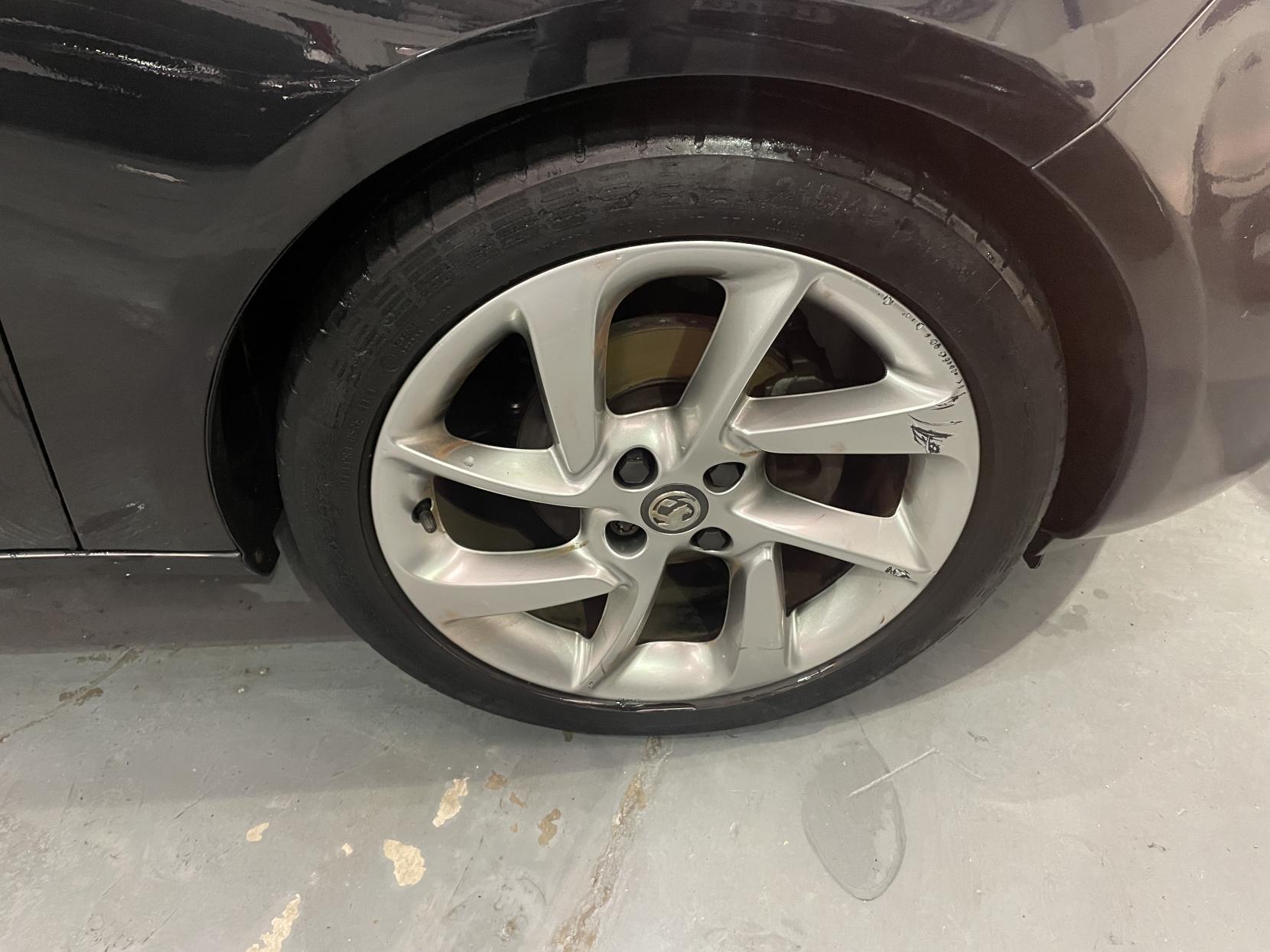 Vauxhall ADAM 1.4 16v SLAM Hatchback 3dr Petrol Manual Euro 5 (100 ps)