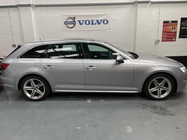Audi A4 Avant 2.0 TFSI S line Estate 5dr Petrol S Tronic Euro 6 (s/s) (190 ps)