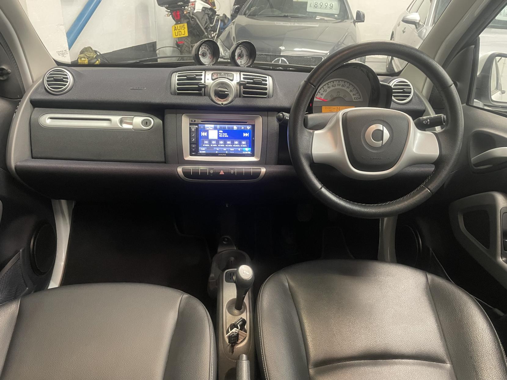 Smart fortwo 1.0 Grandstyle Coupe 2dr Petrol SoftTouch Euro 5 (84 bhp)