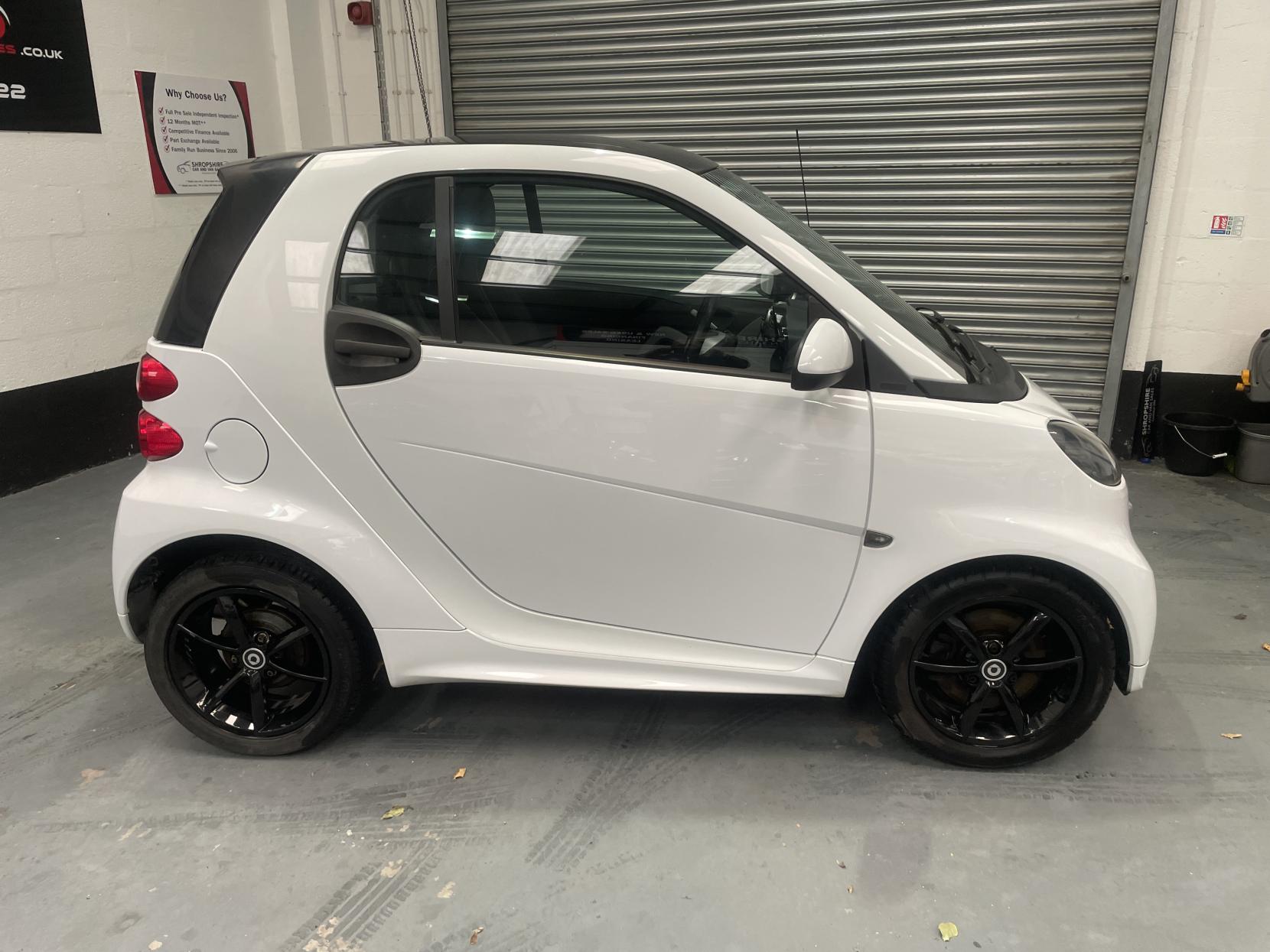 Smart fortwo 1.0 Grandstyle Coupe 2dr Petrol SoftTouch Euro 5 (84 bhp)