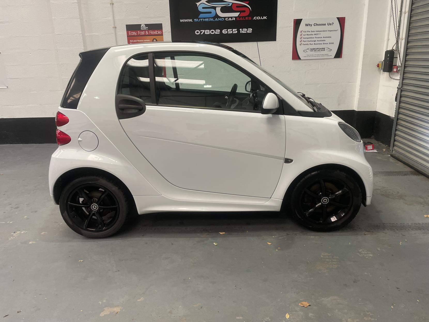Smart fortwo 1.0 Grandstyle Coupe 2dr Petrol SoftTouch Euro 5 (84 bhp)