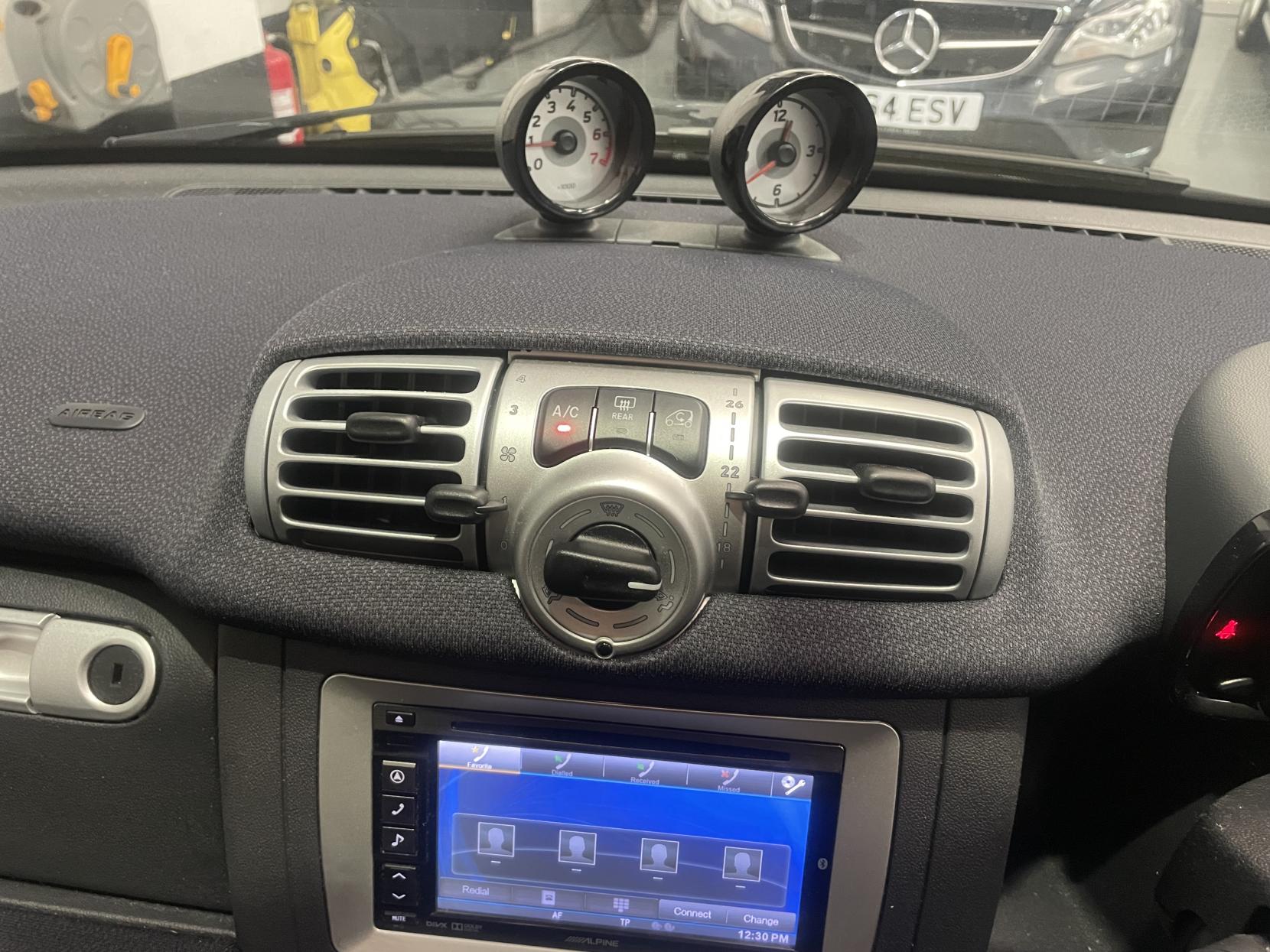 Smart fortwo 1.0 Grandstyle Coupe 2dr Petrol SoftTouch Euro 5 (84 bhp)