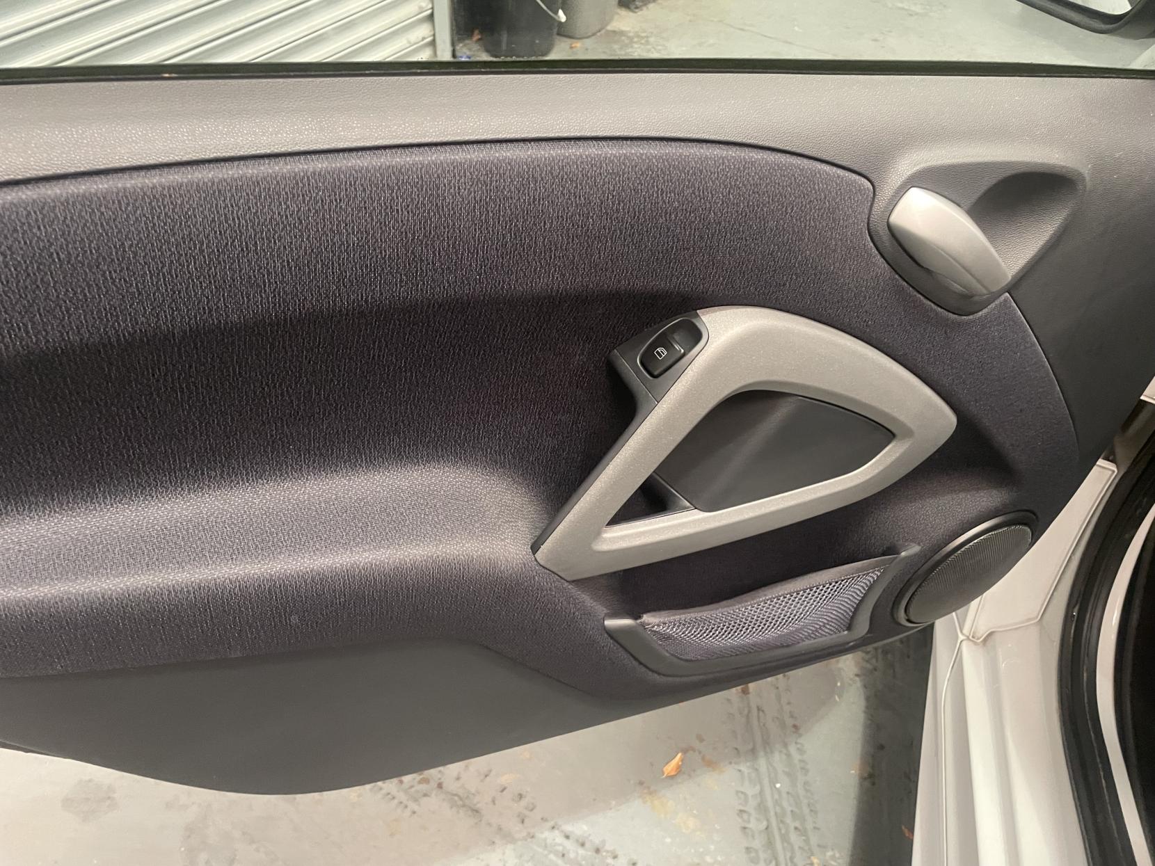 Smart fortwo 1.0 Grandstyle Coupe 2dr Petrol SoftTouch Euro 5 (84 bhp)