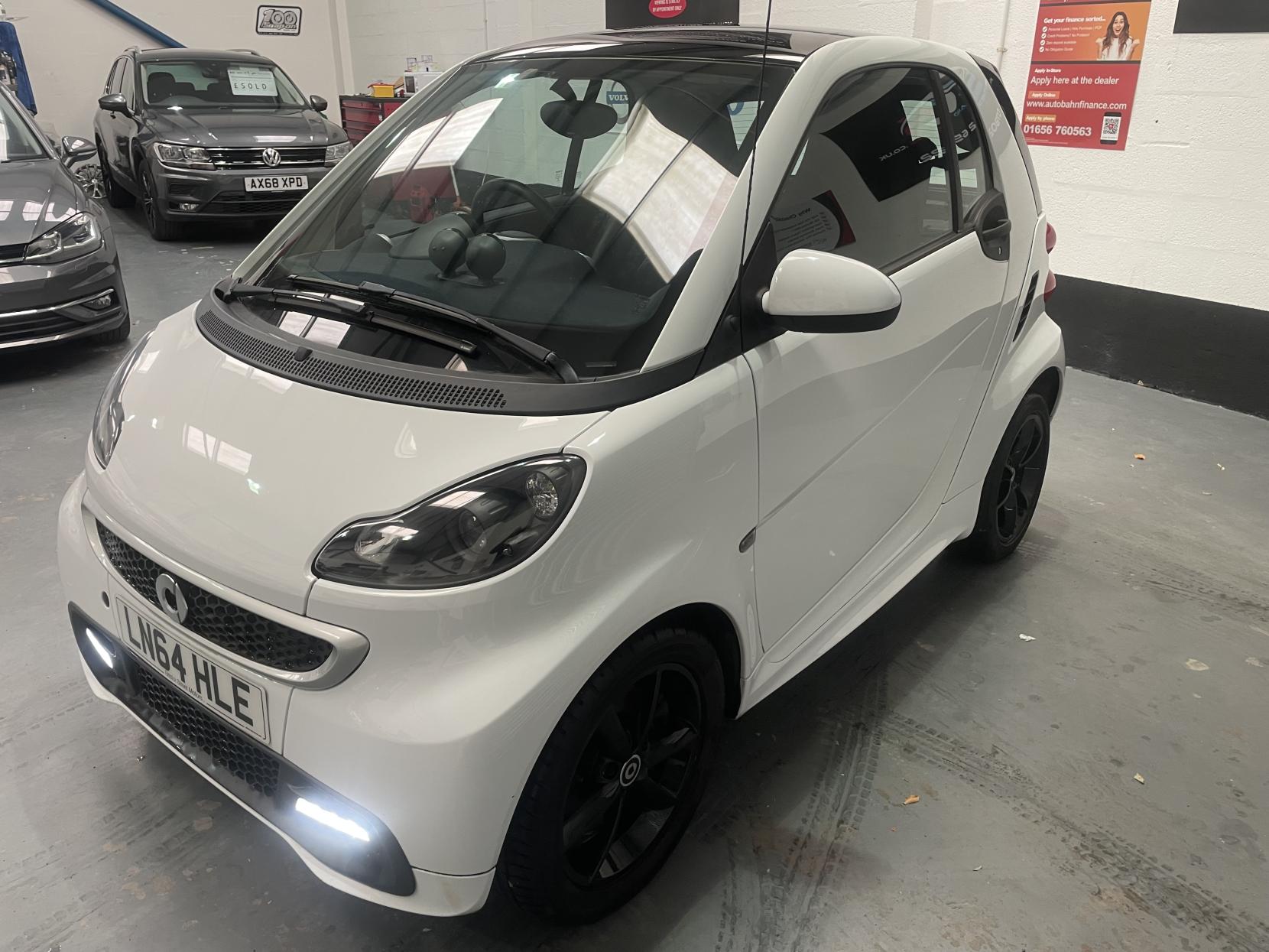 Smart fortwo 1.0 Grandstyle Coupe 2dr Petrol SoftTouch Euro 5 (84 bhp)