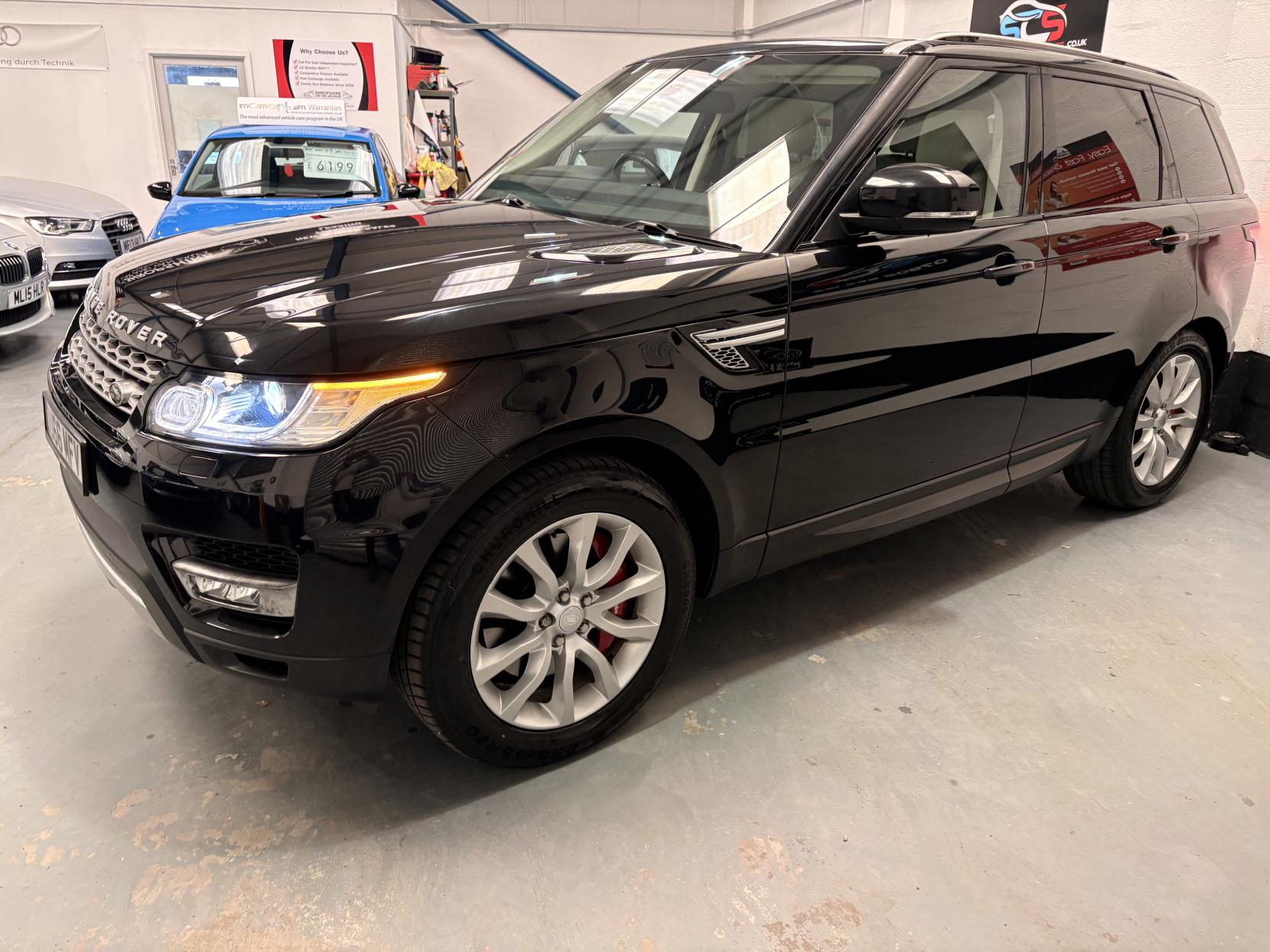 Land Rover Range Rover Sport 3.0 SD V6 HSE SUV 5dr Diesel Auto 4WD Euro 6 (s/s) (306 ps)