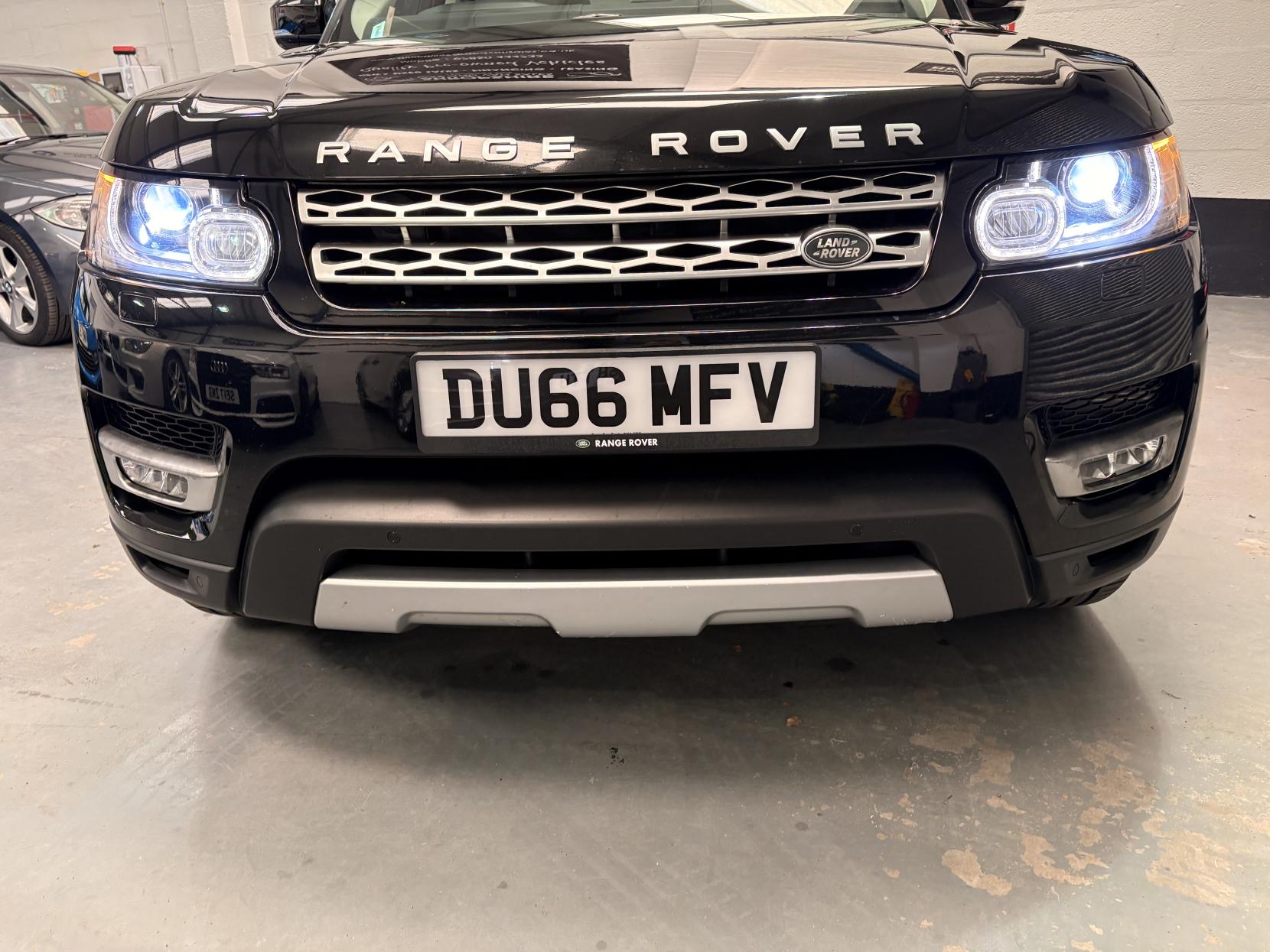 Land Rover Range Rover Sport 3.0 SD V6 HSE SUV 5dr Diesel Auto 4WD Euro 6 (s/s) (306 ps)