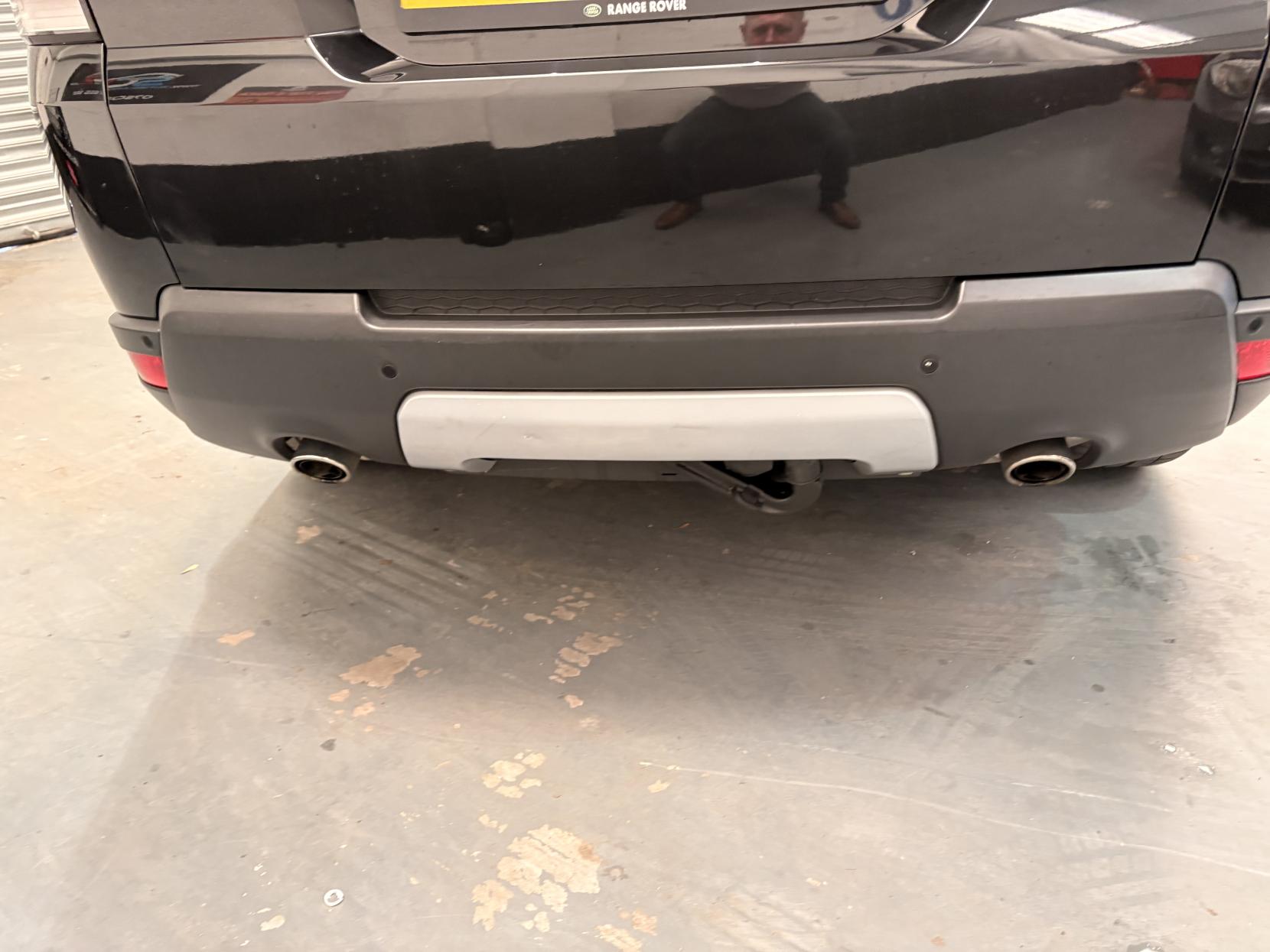 Land Rover Range Rover Sport 3.0 SD V6 HSE SUV 5dr Diesel Auto 4WD Euro 6 (s/s) (306 ps)