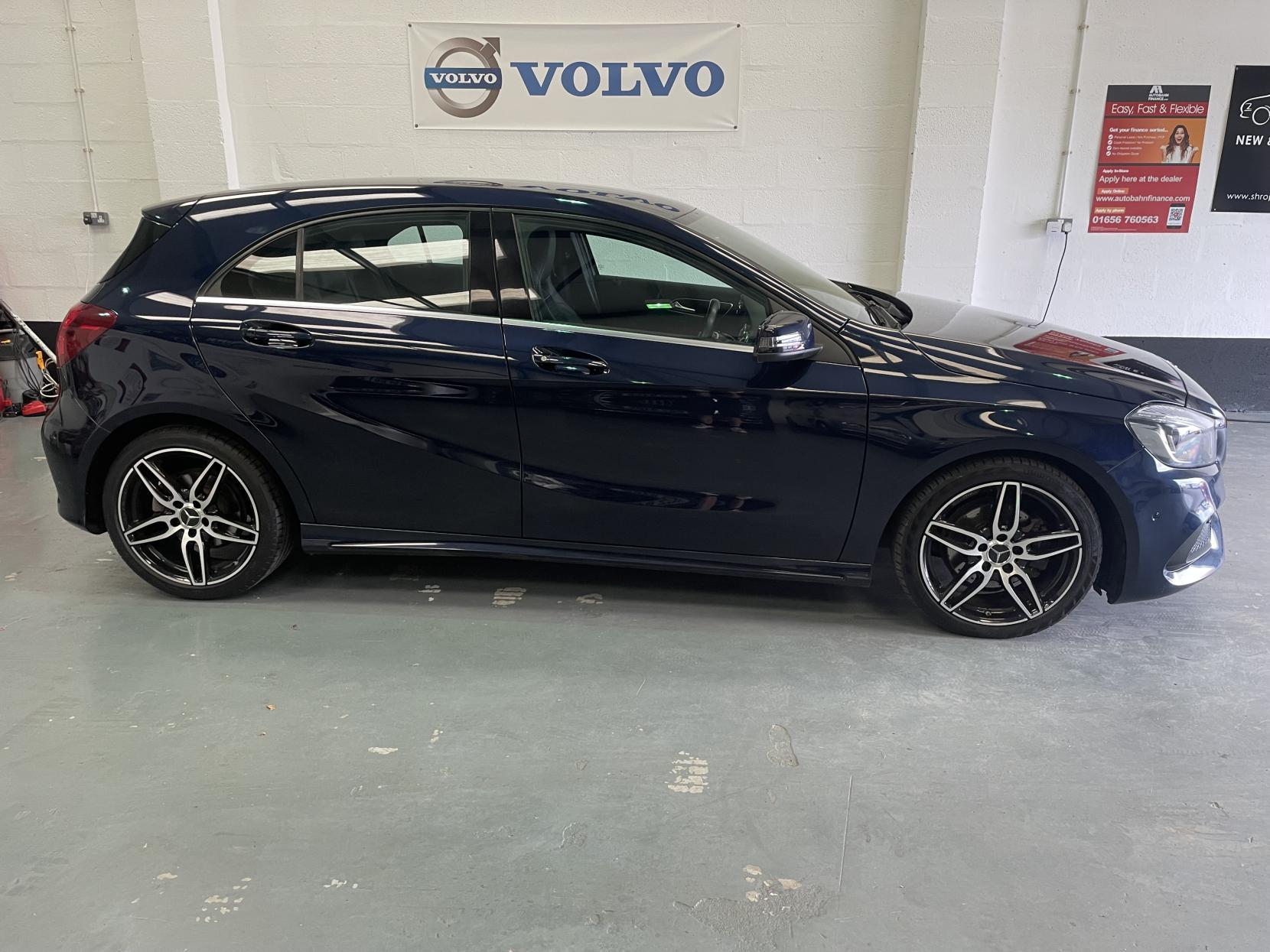 Mercedes-Benz A Class 2.1 A200d AMG Line (Premium) Hatchback 5dr Diesel 7G-DCT Euro 6 (s/s) (136 ps)